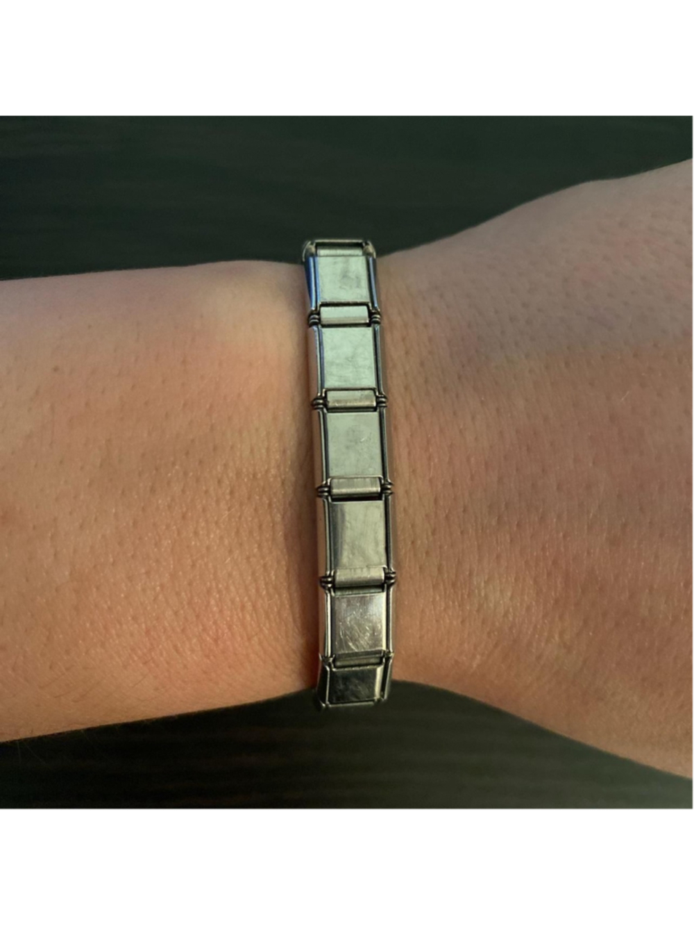 Vintage silver Italian stretchy charm bracelet 

#Y2K #bracelet #vintage #fashio